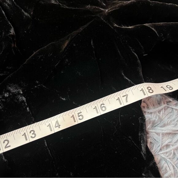 Fresh Twist Women's Black Velvet Velour Silk Jacket NWT Size 6 - Picture 4 of 5